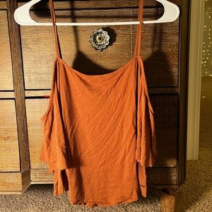 American Eagle off-shoulder tank